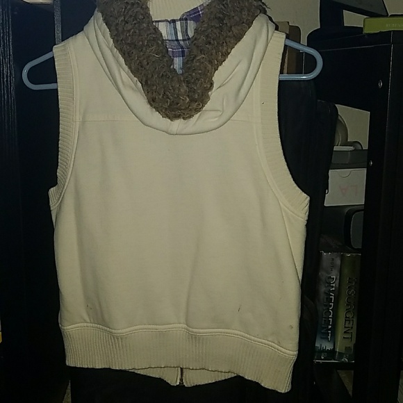 Sweater - Picture 2 of 2